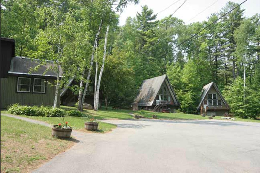 Kathy'S Motel Lake George Exterior photo